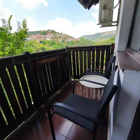 Royal Apartment-veliko Tarnovo Апартамент Велико Търново
