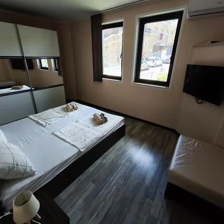 Royal Apartment-veliko Tarnovo Апартамент *